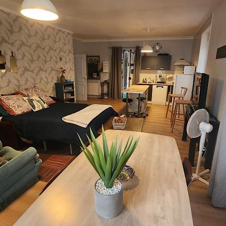 Artistique Apartment Sillé-le-Guillaume Екстериор снимка